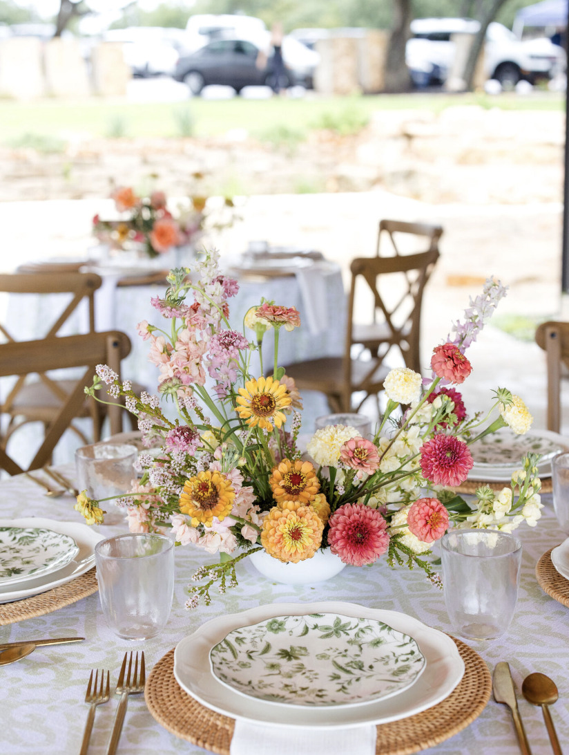 Union pointe lakefront wedding ceremony flowers